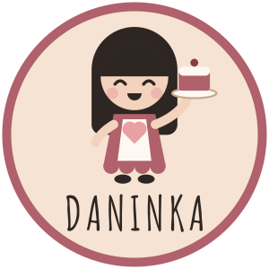 Logo de Daninka, pastelería artesanal checo-chilena en la Costa de Valdivia