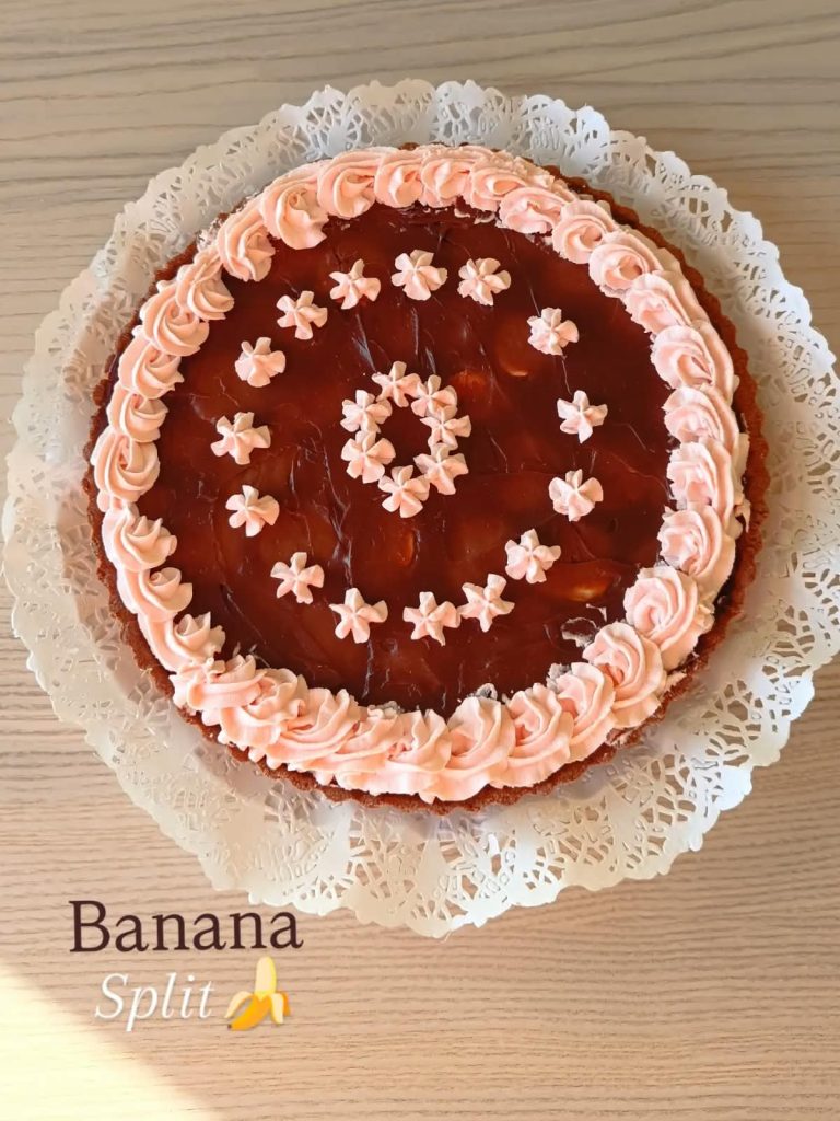 Kuchen Pie Banana Split especial de Pasteleria Daninka Valdivia